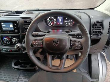 SPOTICAR Peugeot Boxer 2.2 Bluehdi 335 Professional Manual L2 H2 Euro 6 ( Used Car - Commercial Vehicle Diesel Grey - Aylesbury - 1200560348_3