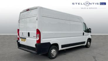 SPOTICAR Peugeot Boxer 2.2 Bluehdi 335 Professional Premium + L3 H2 Euro Used Car - Commercial Vehicle Diesel White - Preston - 1200573442_3