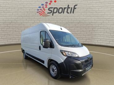 SPOTICAR Peugeot Boxer 2.2 Bluehdi 335 Professional Eat8 L3 H2 Euro 6 (s/ Used Car - Commercial Vehicle Diesel White - Aylesbury - 1200573906_1