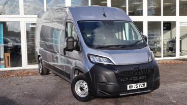 SPOTICAR Peugeot Boxer 2.2 Bluehdi 335 Professional Manual L3 H2 Euro 6 ( Used Car - Commercial Vehicle Diesel Silver - St. Austell - 1200580360_1