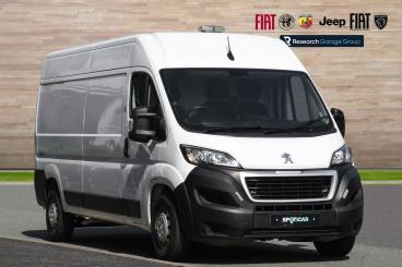 SPOTICAR Peugeot Boxer 2.2 Bluehdi 435 Professional L3 H2 Euro 6 (s/s) 5d Used Car - Commercial Vehicle Diesel White - Nuneaton - 1200593011_1