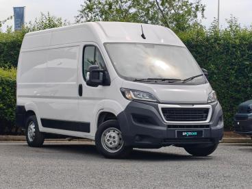SPOTICAR Peugeot Boxer 2.2 Bluehdi 335 Professional L2 H2 Euro 6 (s/s) 5d Used Car - Commercial Vehicle Diesel White - Worcester - 1200595601_1