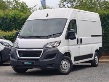 SPOTICAR Peugeot Boxer 2.2 Bluehdi 335 Professional L2 H2 Euro 6 (s/s) 5d Used Car - Commercial Vehicle Diesel White - Worcester - 1200595601_3
