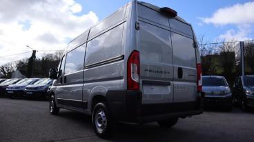 SPOTICAR Peugeot Boxer 2.2 Bhdi 140 Bhp L2 H2 Professional Used Car -  Diesel Grey - St. Austell - 1200597758_4