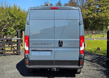 SPOTICAR Peugeot Boxer 2.2 Bluehdi 335 Professional Manual L3 H2 Euro 6 ( Used Car - Commercial Vehicle Diesel Grey - County Antrim - 1200600938_5