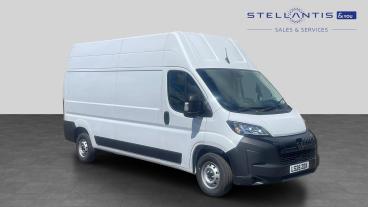 SPOTICAR Peugeot Boxer 2.2 Bluehdi 335 Professional Manual L3 H3 Euro 6 ( Used Car - Commercial Vehicle Diesel White - Hatfield - 1200608191_1