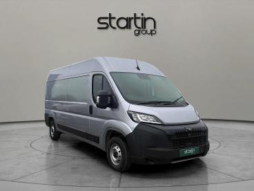 SPOTICAR Peugeot Boxer 2.2 Bluehdi 335 Professional L3 H2 Euro 6 (s/s) 5d Used Car - Commercial Vehicle Diesel Grey - Worcester - 1200617608_1