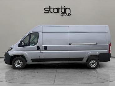 SPOTICAR Peugeot Boxer 2.2 Bluehdi 335 Professional L3 H2 Euro 6 (s/s) 5d Used Car - Commercial Vehicle Diesel Grey - Worcester - 1200617608_4