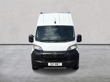 SPOTICAR Peugeot Boxer 2.2 Bluehdi 335 Professional L3 H3 Euro 6 (s/s) 5d Used Car - Commercial Vehicle Diesel White - Belfast - 1200619588_5