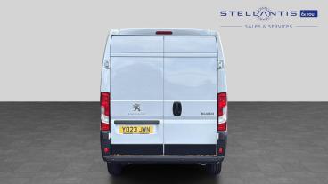 SPOTICAR Peugeot Boxer 2.2 Bluehdi 335 Professional Premium + L3 H2 Euro Used Car - Commercial Vehicle Diesel White - Sheffield - 1200621969_4
