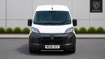 SPOTICAR Peugeot Boxer 2.2 Bluehdi 3.5t Professional L3 H2 Euro 6 (s/s) 5 Used Car - Commercial Vehicle Diesel White - Rochdale - 1200622244_2