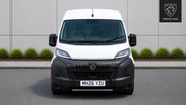 SPOTICAR Peugeot Boxer 2.2 Bluehdi 3.5t Professional L3 H2 Euro 6 (s/s) 5 Used Car - Commercial Vehicle Diesel White - Rochdale - 1200622246_2