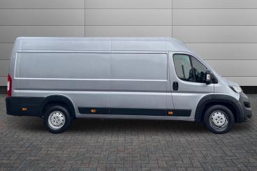 SPOTICAR Peugeot Boxer 2.2 Bluehdi 440 Professional Premium + L4 High Roo Used Car - Commercial Vehicle Diesel Grey - Peterborough - 1200626639_5