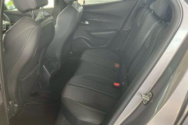 SPOTICAR Peugeot 2008 E-2008 54kwh Gt Auto 5dr (7kw Charger) Used Car - Suv Electric Grey - Sidcup - 1200554484_5