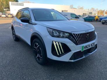 SPOTICAR Peugeot 2008 E-2008 50kwh Allure Auto 5dr (7kw Charger) Used Car - Suv Electric White - Rugby - 1200562468_1