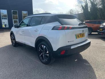 SPOTICAR Peugeot 2008 E-2008 50kwh Allure Premium Auto 5dr Used Car - Suv Electric White - Rugby - 1200581374_5