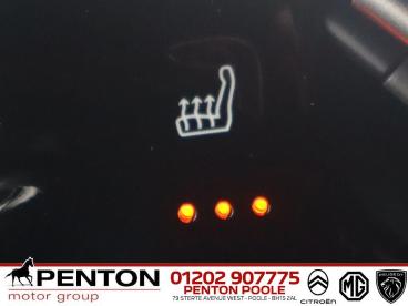 SPOTICAR Peugeot 2008 E-2008 54kwh First Edition Auto 5dr (11kw Charger) Used Car - Suv Electric White - Poole - 1200585703_3
