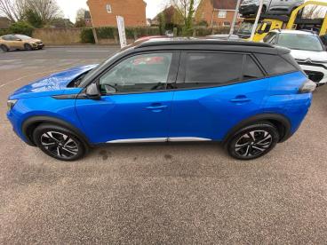 SPOTICAR Peugeot 2008 E-2008 50kwh Gt Auto 5dr (7kw Charger) Used Car - Suv Electric Blue - Colchester - 1200589289_4