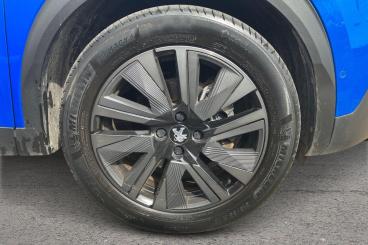 SPOTICAR Peugeot 2008 E-2008 50kwh Gt Premium Auto 5dr (7kw Charger) Used Car - Suv Electric Blue - Portsmouth - 1200592975_5