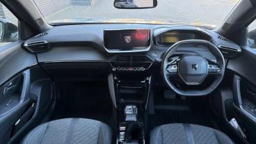 SPOTICAR Peugeot 2008 E-2008 54kwh Allure Auto 5dr (7kw Charger) Used Car - Suv Electric Grey - London - 1200593888_4