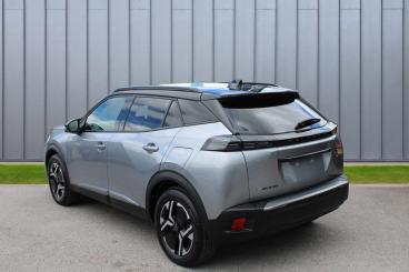 SPOTICAR Peugeot 2008 E-2008 54kwh Gt Auto 5dr (7kw Charger) Used Car - Suv Electric Grey - Yeovil - 1200608502_5