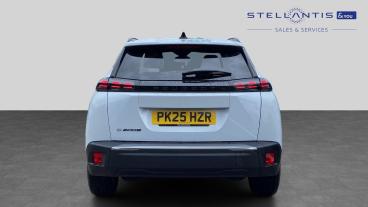 SPOTICAR Peugeot 2008 E-2008 50kwh Allure Auto 5dr (11kw Charger) Used Car - Suv Electric White - Preston - 1200631006_4