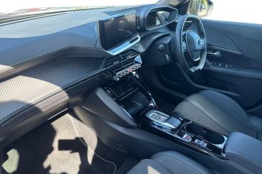SPOTICAR Peugeot 2008 E-2008 54kwh Gt Auto 5dr (11kw Charger) Used Car - Suv Electric Black - Newbury - 1200631617_2