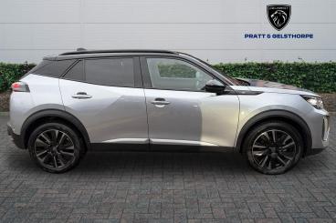 SPOTICAR Peugeot 2008 E-2008 54kwh Gt Premium Auto 5dr (11kw Charger) Used Car - Suv Electric Grey - Newark On Trent - 1200639813_4