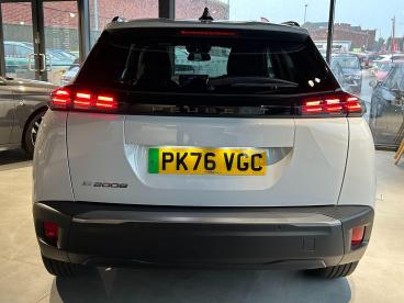 SPOTICAR Peugeot 2008 E-2008 54kwh Allure Auto 5dr (7kw Charger) Used Car - Suv Electric White - Wigan - 1200642162_5
