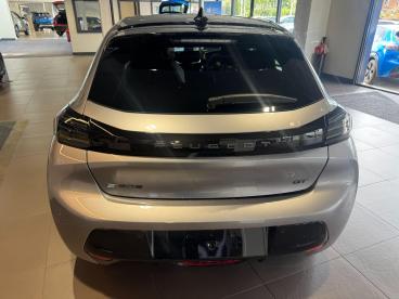 SPOTICAR Peugeot 208 E-208 50kwh Gt Auto 5dr (7.4kw Charger) Used Car - Hatchback Electric  - Colchester - 1200552087_4