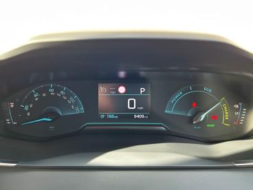 SPOTICAR Peugeot 208 E-208 50kwh E-style Auto 5dr (7.4kw Charger) Used Car - Hatchback Electric Yellow - Preston - 1200553398_3