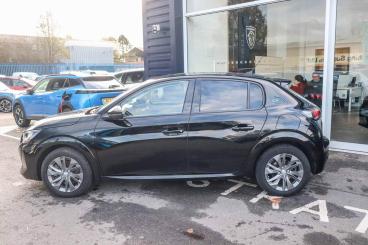 SPOTICAR Peugeot 208 E-208 50kwh Allure Premium + Auto 5dr (7kw Charger) Used Car - Hatchback Electric Black - Leamington - 1200557664_5