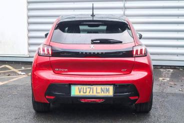 SPOTICAR Peugeot 208 E-208 50kwh Gt Premium Auto 5dr Used Car - Hatchback Electric Red - Stourbridge - 1200558285_4