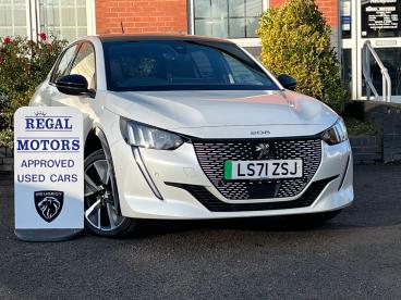 SPOTICAR Peugeot 208 E-208 50kwh Gt Auto 5dr Used Car - Hatchback Electric White - Wolverhampton - 1200562855_1