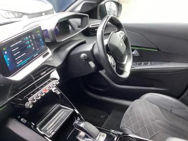 SPOTICAR Peugeot 208 E-208 50kwh Gt Premium Auto 5dr Used Car - Hatchback Electric Black - Basingstoke - 1200567597_2