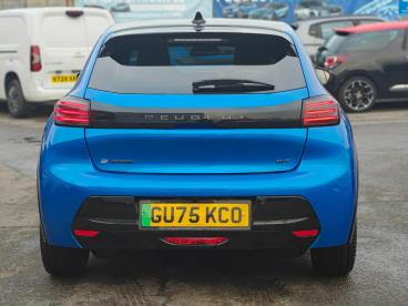 SPOTICAR Peugeot 208 E-208 50kwh Gt Auto 5dr (7.4kw Charger) Used Car - Hatchback Electric Blue - Ashford - 1200570129_4