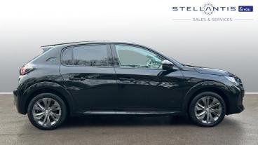 SPOTICAR Peugeot 208 E-208 50kwh Allure Premium Auto 5dr (7kw Charger) Used Car - Hatchback Electric Black - Godalming - 1200570757_2