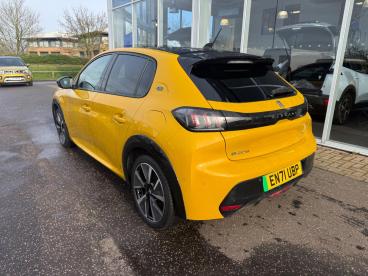 SPOTICAR Peugeot 208 E-208 50kwh Gt Premium Auto 5dr Used Car - Hatchback Electric Yellow - Boston - 1200571961_5