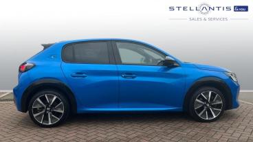 SPOTICAR Peugeot 208 E-208 50kwh Gt Auto 5dr Used Car - Hatchback Electric Blue - Leicester - 1200572611_2