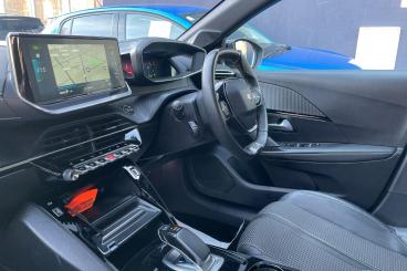 SPOTICAR Peugeot 208 E-208 50kwh Gt Auto 5dr Used Car - Hatchback Electric Yellow - Newark On Trent - 1200574186_2