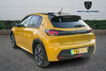 SPOTICAR Peugeot 208 E-208 50kwh Gt Auto 5dr Used Car - Hatchback Electric Yellow - Newark On Trent - 1200574186_3
