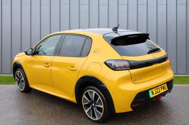 SPOTICAR Peugeot 208 E-208 50kwh Gt Auto 5dr (7kw Charger) Used Car - Hatchback Electric Yellow - Dorchester - 1200577825_5