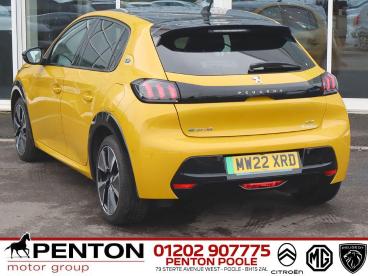 SPOTICAR Peugeot 208 E-208 50kwh Gt Premium Auto 5dr (7kw Charger) Used Car - Hatchback Electric Yellow - Poole - 1200583449_4