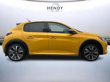 SPOTICAR Peugeot 208 E-208 50kwh Gt Premium Auto 5dr (7kw Charger) Used Car - Hatchback Electric Yellow - Tonbridge - 1200584766_2