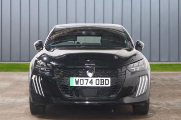 SPOTICAR Peugeot 208 E-208 51kwh Gt Auto 5dr (7.4kw Charger) Used Car - Hatchback Electric Black - Weston-super-mare - 1200600834_2