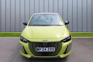 SPOTICAR Peugeot 208 E-208 51kwh Gt Auto 5dr (7.4kw Charger) Used Car - Hatchback Electric Yellow - Dorchester - 1200603129_3