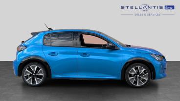 SPOTICAR Peugeot 208 E-208 50kwh Gt Auto 5dr (7kw Charger) Used Car - Hatchback Electric Blue - Liverpool - 1200605562_2