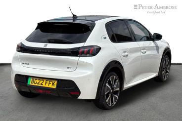 SPOTICAR Peugeot 208 E-208 50kwh Gt Auto 5dr (7kw Charger) Used Car - Hatchback Electric White - Castleford - 1200606381_3
