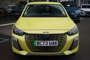 SPOTICAR Peugeot 208 E-208 50kwh E-style Auto 5dr (11kw Charger) Used Car - Hatchback Electric Yellow - Leamington - 1200643612_4