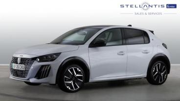 SPOTICAR Peugeot 208 E-208 50kwh Gt Premium Auto 5dr (7.4kw Charger) Used Car - Hatchback Electric White - Birmingham - 1200644011_3